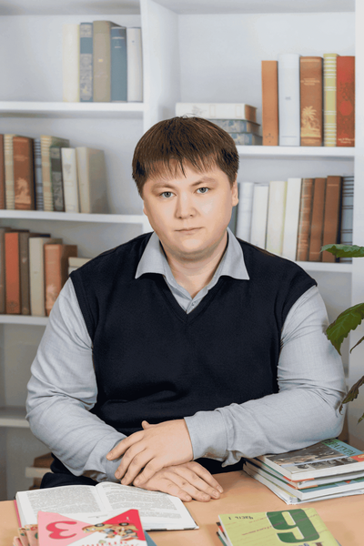 Тугашев Владимир Андреевич.